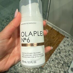 BRAND NEW Olaplex No.6 Bond Smoother